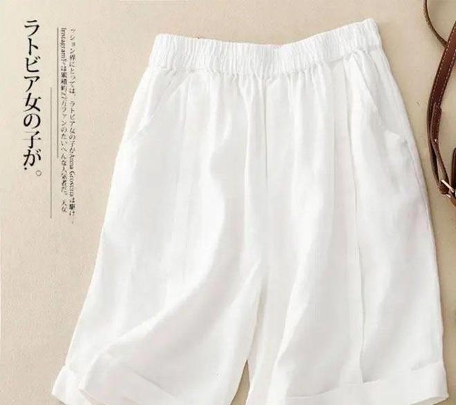 会穿裙子利落率性的短裤也不错！百家乐推荐时髦女人的夏天不要只(图15)